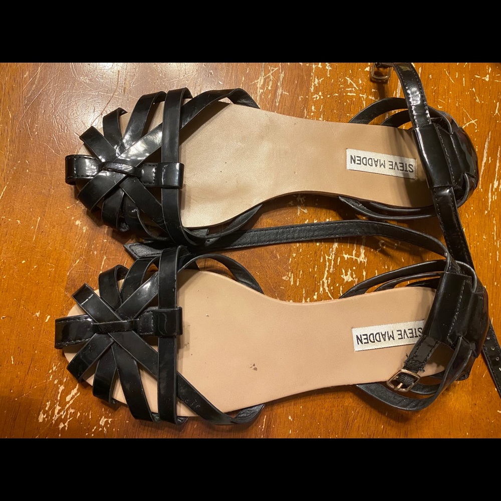 Steve Madden closed toe sandals